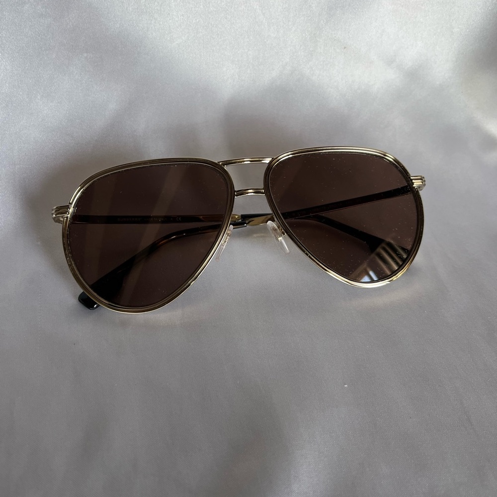Burberry Scott Pilot Sunglasses - Picture 2 of 5
